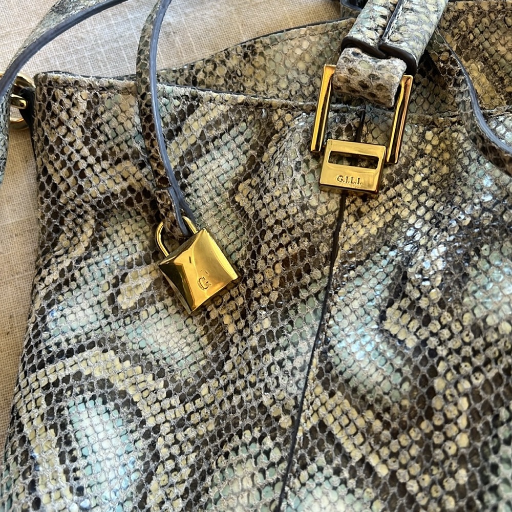 G.I.L.I. Snake-Embossed Gray & Black Hobo Bag - Picture 13 of 15